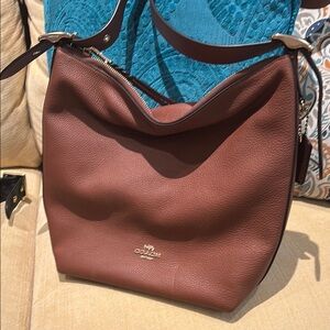 Coach hobo pebbled leather shoulder bag